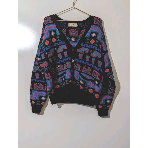 Vintage LL Bean Womens Medium 100% Pure Wool Geometric Aztec Cardigan Sweater - Picture 2 of 10